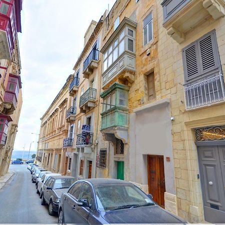 West Street Apartment Duplex Валета Екстериор снимка