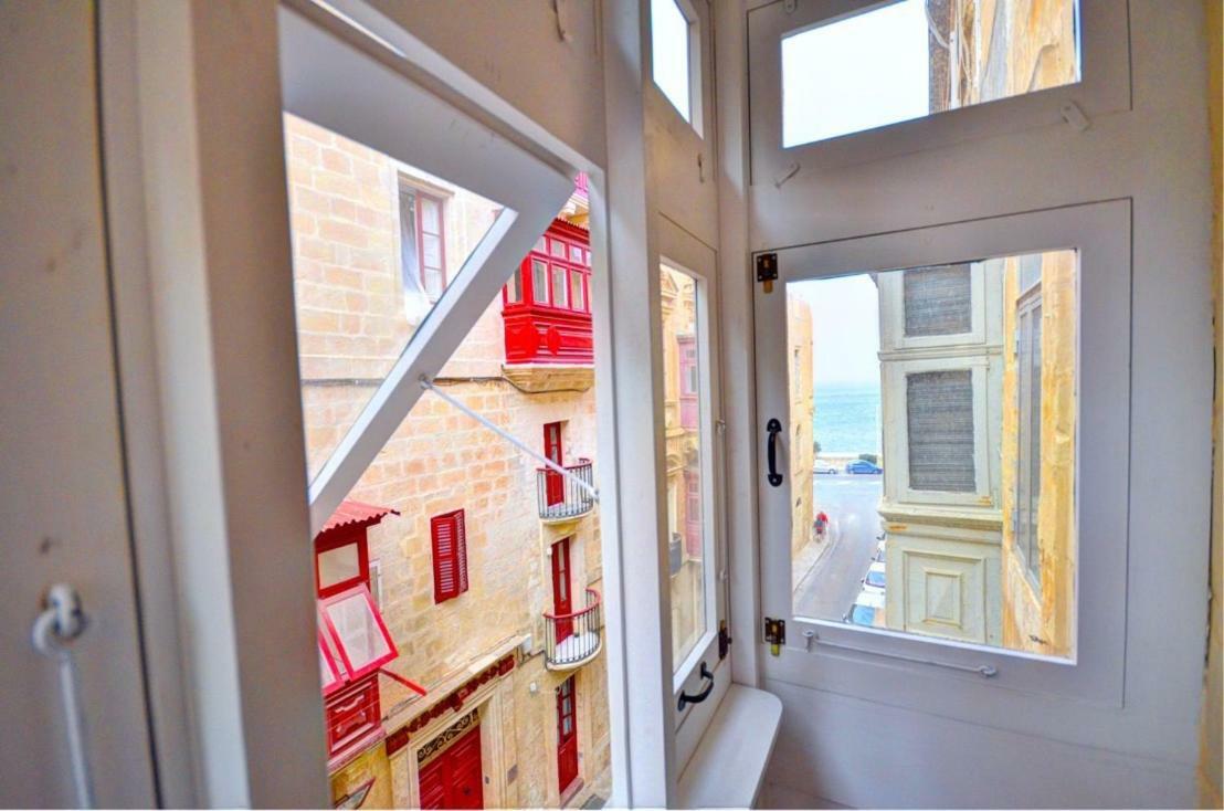 West Street Apartment Duplex Валета Екстериор снимка